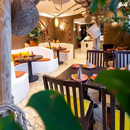 Luina Hotel 3*
