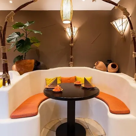 Luina Hotel