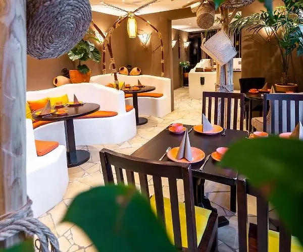 Luina Hotel 3*